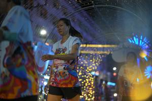 BIB: 126
                            <button type="button" onclick="openModal(21750532)" class="btn btn-primary btn-sm float-right btn-popup" data-toggle="modal" data-target=".modal-high-quality">
                        <i class="fas fa-shopping-cart"></i> Add to Cart
                    </button>
                                            <button type="button" onclick="isThisMe(21750532, true)" class="btn btn-success btn-sm float-right btn-popup btn-isme hidden" data-toggle="tooltip" data-placement="bottom" title="นี่คือรูปของคุณใช่ไหม คลิกที่นี่เพื่อเอาเข้าอัลบั้ม">
                        <i class="fas fa-plus"></i> Add to album
                    </button>
                    <button type="button" onclick="isThisMe(21750532, false)" class="btn btn-warning btn-sm float-right btn-popup btn-isnotme hidden">
                        <i class="fas fa-ban"></i> Remove from album
                    </button>